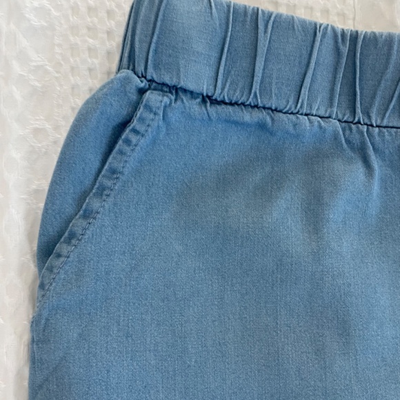 Paper Crane Tencel Shorts - Picture 7 of 13